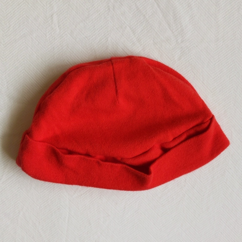 hockey canada red baby hat 6 months - Picture 4 of 4